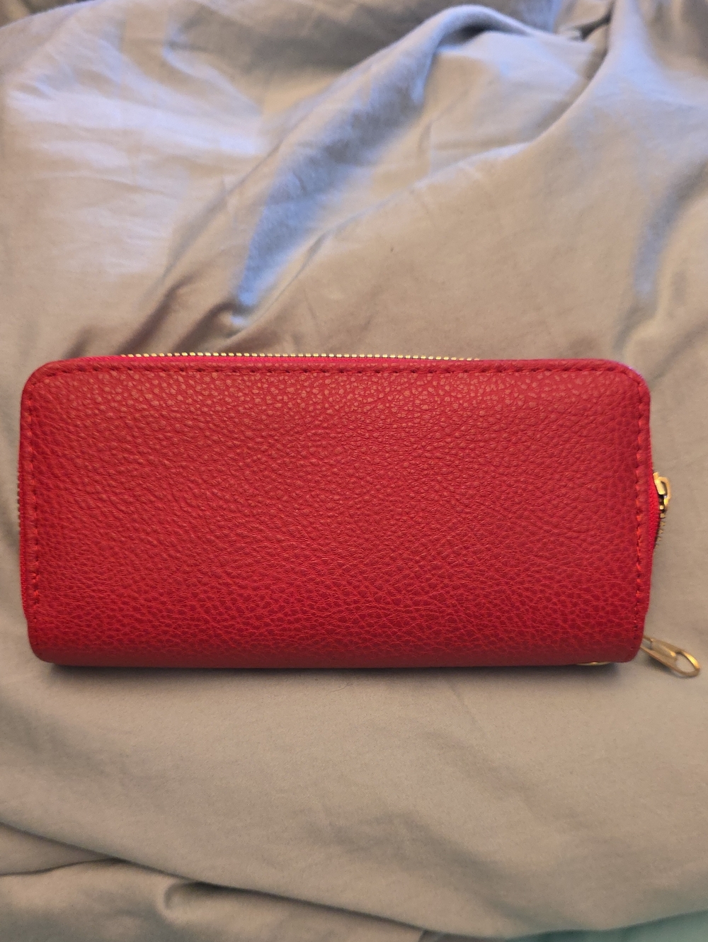 Gucci Red Zip-Around Wallet - Picture 3 of 5